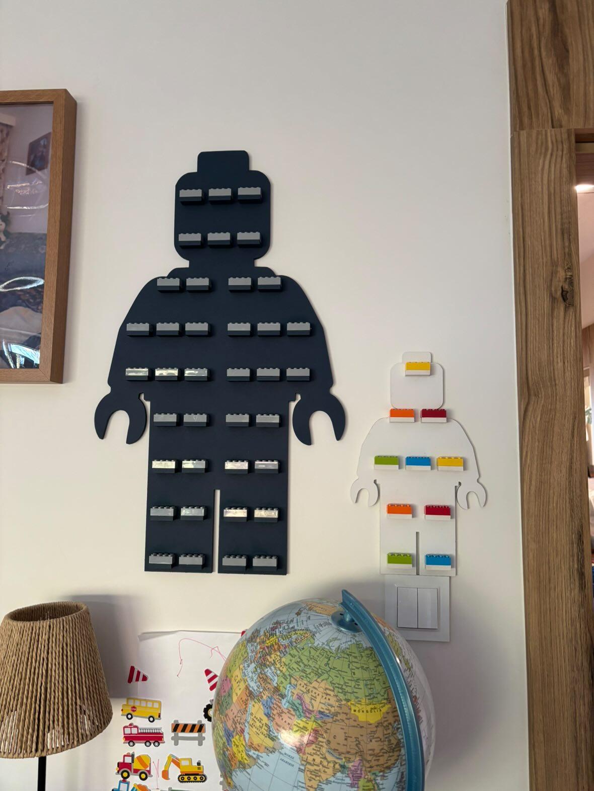 Figure-shaped shelf (compatible with LEGO®)