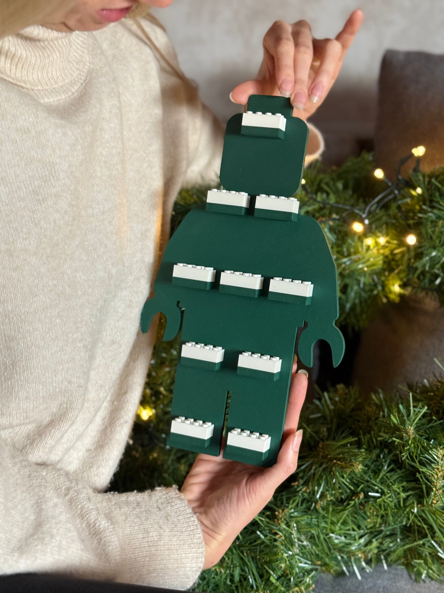 Figure-shaped shelf (compatible with LEGO®)